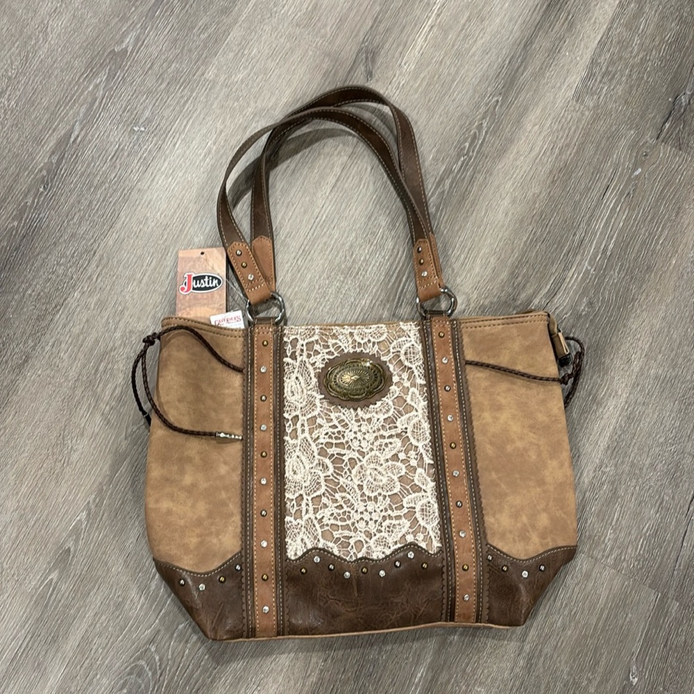 Justin purse!
Never used